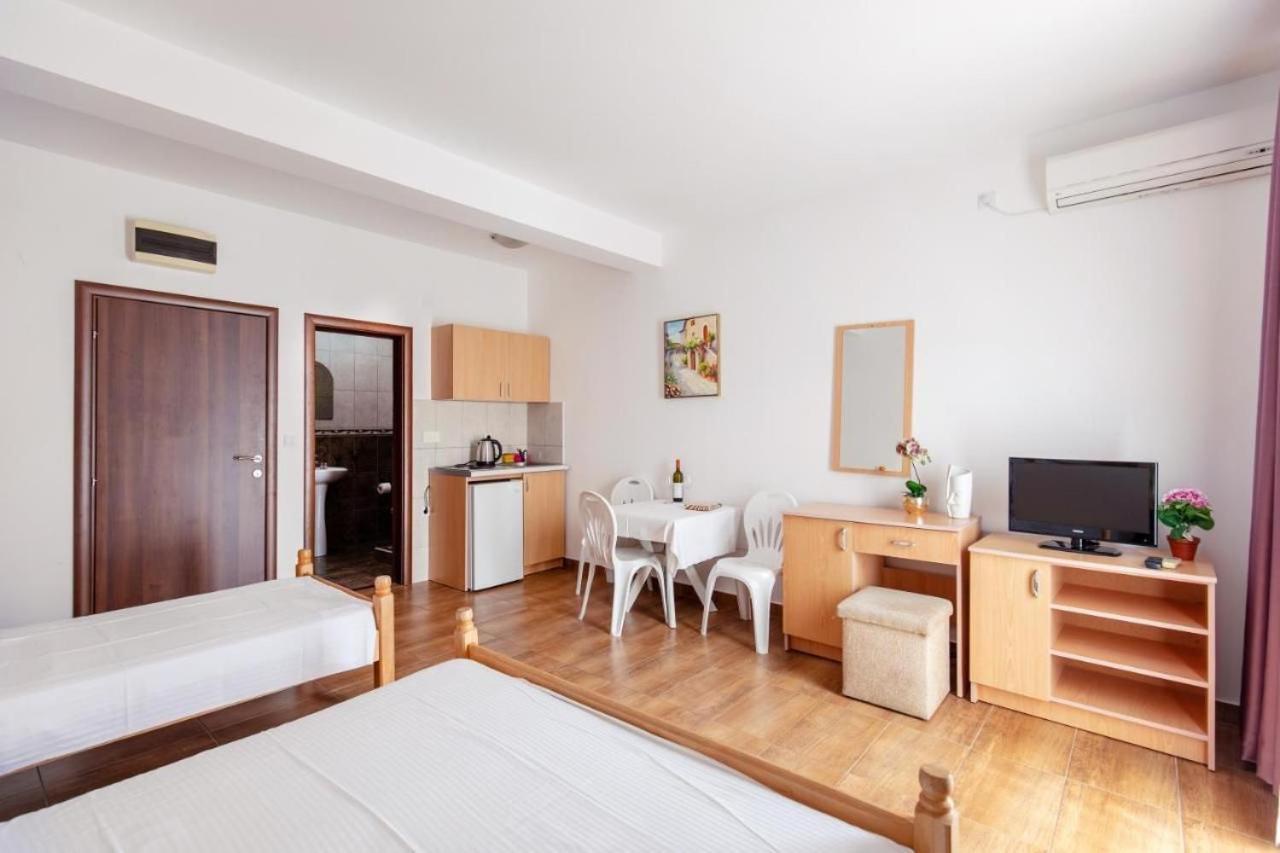 Apartmani Franeta Budva Exterior photo